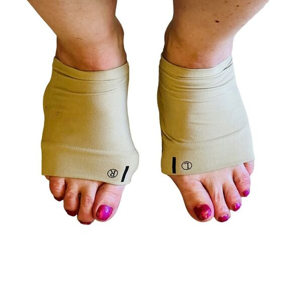 10/$25🦋 CVS Health Plantar Fasciitis Gel Arch Sleeve - 1 Pair - Picture 9 of 10